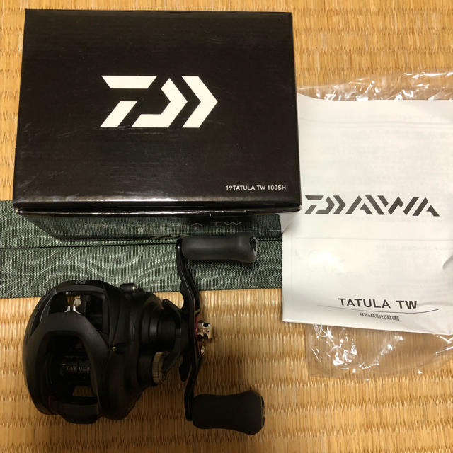 DAIWA(ダイワ)のタトゥーラTW 100SH スポーツ/アウトドアのフィッシング(リール)の商品写真