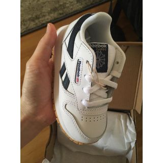 リーボック(Reebok)のリーボックReebokclassic leather14cmホワイトネイビー新品(スニーカー)