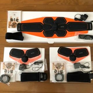 シックスパッド(SIXPAD)の【sixpad】 bodyfit . absbelt set ☺︎(トレーニング用品)