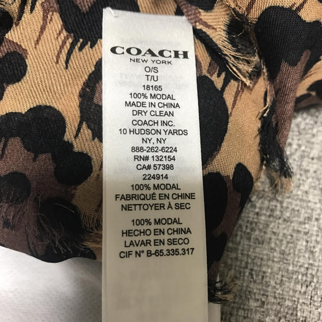 COACH(コーチ)の専用    新品  未使用  コーチ大判柄ストール レディースのファッション小物(マフラー/ショール)の商品写真