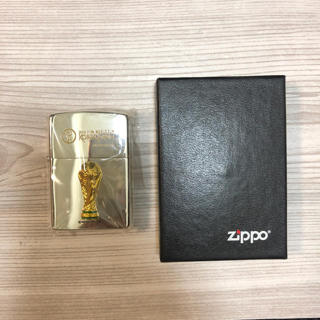 ZIPPO(ジッポー)の2002FIFA WORLD CUP KOREA/JAPAN記念ZIPPO スポーツ/アウトドアのサッカー/フットサル(記念品/関連グッズ)の商品写真