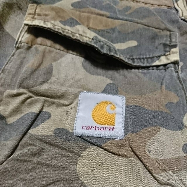 carhartt(カーハート)の【お値下げ】carhartt 迷彩柄カーゴパンツ メンズのパンツ(ワークパンツ/カーゴパンツ)の商品写真