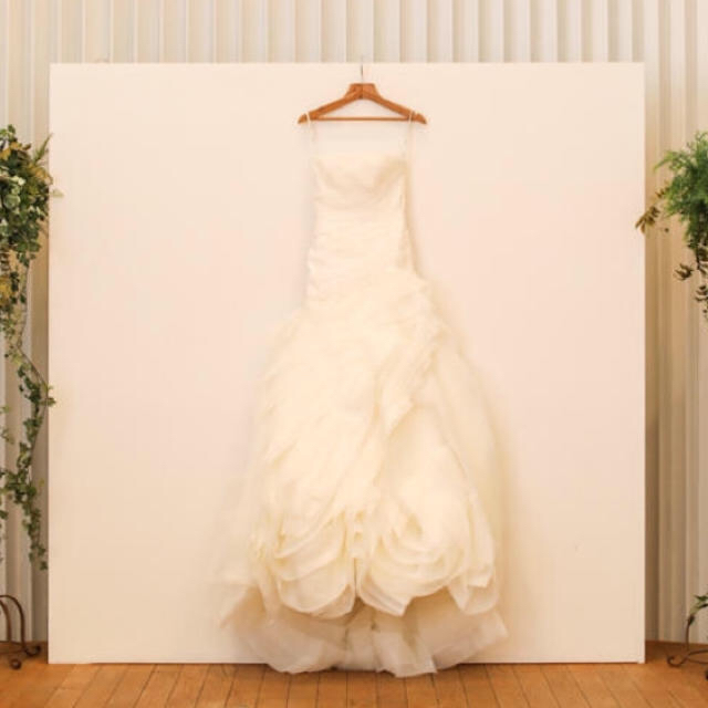 Vera Wang(ヴェラウォン)のWHITE by Vera Wang＊ レディースのフォーマル/ドレス(ウェディングドレス)の商品写真