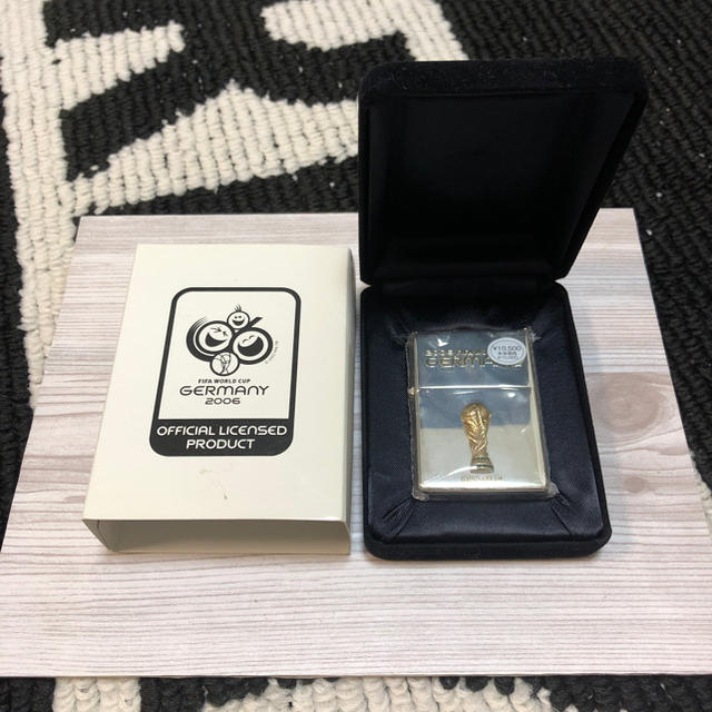 ZIPPO(ジッポー)の2006FIFA WORLD CUP GERMANY 記念ZIPPO スポーツ/アウトドアのサッカー/フットサル(記念品/関連グッズ)の商品写真