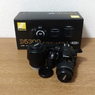 ニコン(Nikon)のNikon D5300　ダブルズームキット2　箱/付属品付(デジタル一眼)