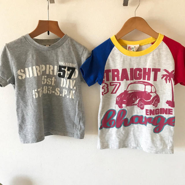 グレーTシャツ ２枚セット キッズ/ベビー/マタニティのキッズ服男の子用(90cm~)(Tシャツ/カットソー)の商品写真