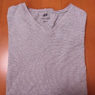 エイチアンドエム(H&M)のH&M　Vネック Tシャツ 　Lサイズ(Tシャツ/カットソー(半袖/袖なし))