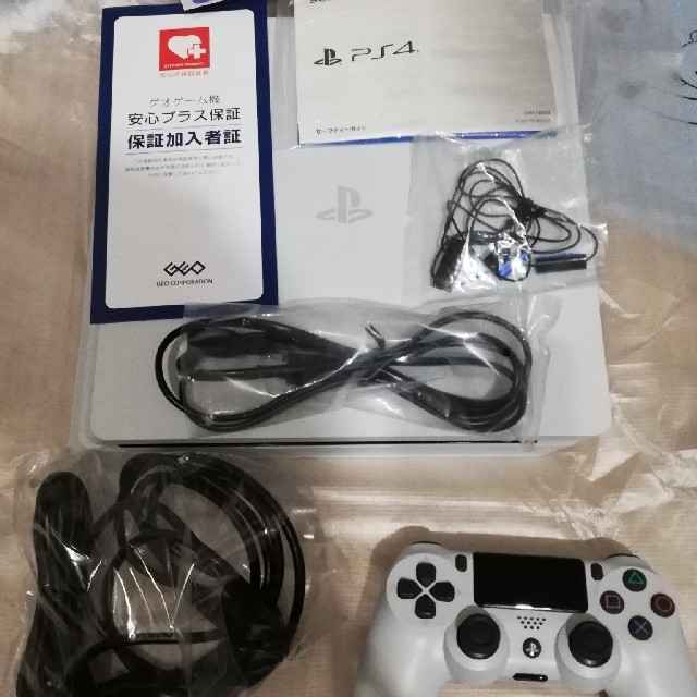 PlayStation4(プレイステーション4)のPS4 CUH- 2200 ホワイト  エンタメ/ホビーのゲームソフト/ゲーム機本体(家庭用ゲーム機本体)の商品写真