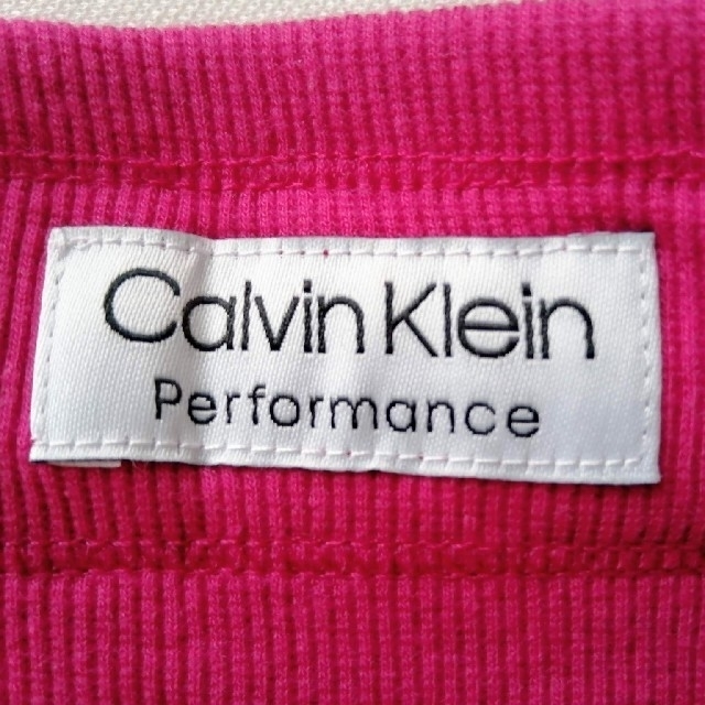 Calvin Klein(カルバンクライン)のカルバン・クライン　Performanceスエット　ショートパンツ(S) レディースのパンツ(ショートパンツ)の商品写真