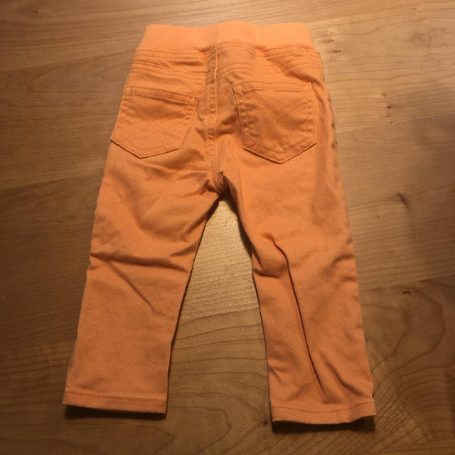 UNIQLO(ユニクロ)のユニクロ パンツ 80 オレンジ キッズ/ベビー/マタニティのベビー服(~85cm)(パンツ)の商品写真