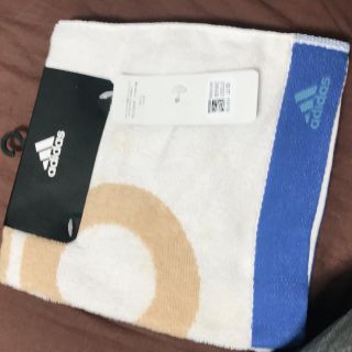 アディダス(adidas)の専用 adidas タオル(タオル/バス用品)