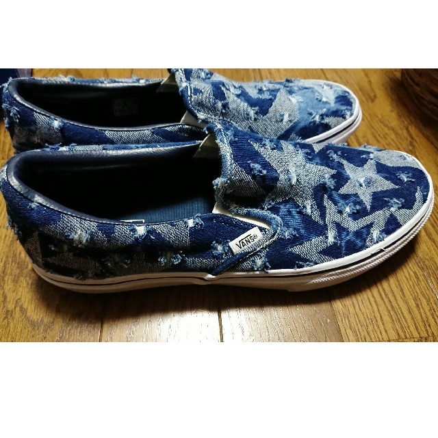 VANS(ヴァンズ)のVANS スリッポン スニーカー バンズ デニム スター柄  星柄 27.5cm メンズの靴/シューズ(スニーカー)の商品写真