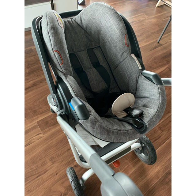 Stokke 【ReDさん専用】ストッケ イージーゴー X1 by ビーセーフ ベースつきの通販 by つばき's shop｜ストッケならラクマ