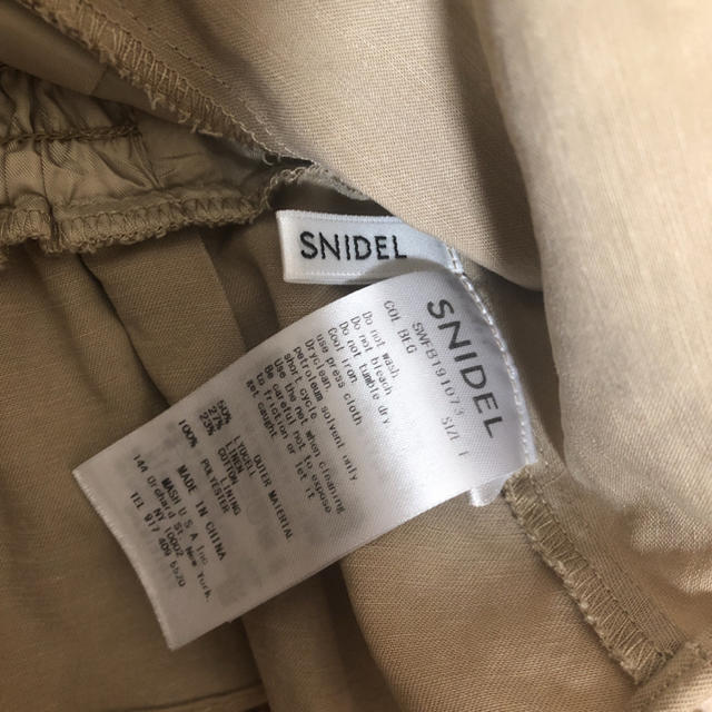 SNIDEL(スナイデル)のボリュームスリーブリネンブラウス レディースのトップス(シャツ/ブラウス(半袖/袖なし))の商品写真