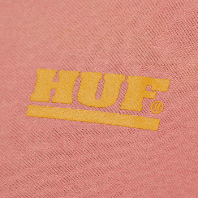 HUF(ハフ)の新品 ※値下げ交渉可能！！ラスト1点✨HUF ハフ ピンク ロンT  M メンズのトップス(Tシャツ/カットソー(七分/長袖))の商品写真