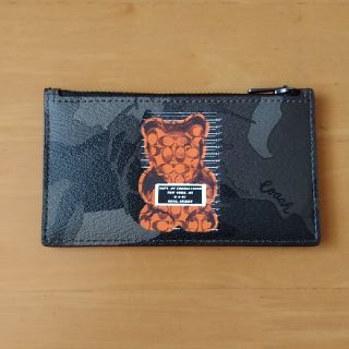 コーチ(COACH)のコーチ　カード入れ・小銭入れ　カモフラージュ柄　ガミーベアーシリーズ(コインケース/小銭入れ)