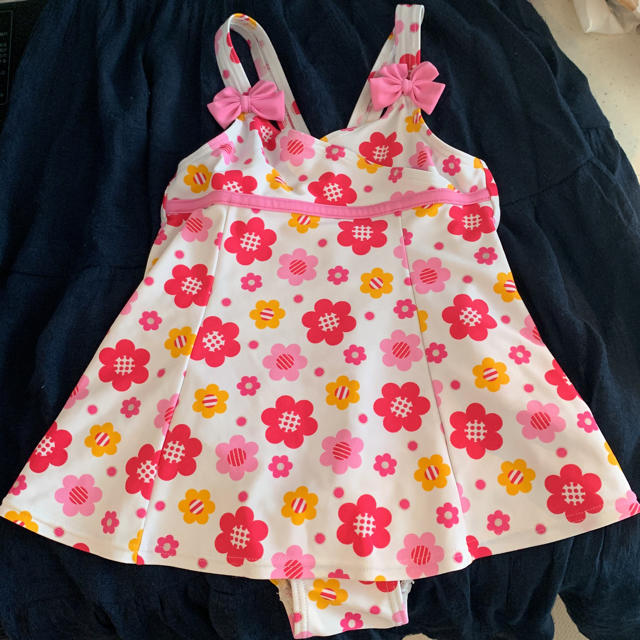 キッズ 水着 キッズ/ベビー/マタニティのキッズ服女の子用(90cm~)(水着)の商品写真