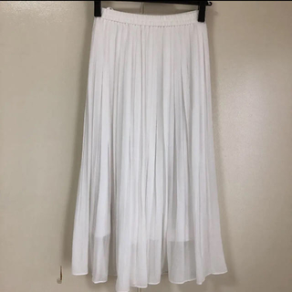 ユニクロ(UNIQLO)のユニクロプリーツスカート ロングスカート チュールスカート ホワイト(ロングスカート)