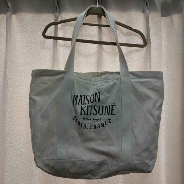 MAISON KITSUNE'(メゾンキツネ)のキツネ トートバッグ レディースのバッグ(トートバッグ)の商品写真