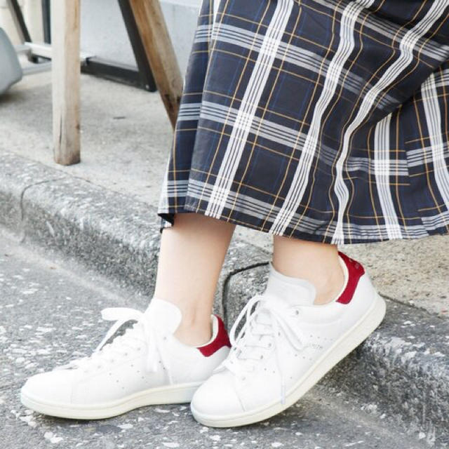 SLOBE IENA(スローブイエナ)の完売● SLOBE IENA adidas STAN SMITH(スエード)◆ レディースの靴/シューズ(スニーカー)の商品写真