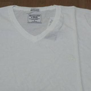 アバクロンビーアンドフィッチ(Abercrombie&Fitch)のアバクロ Vネック Tシャツ☆新品タグつきs(Tシャツ/カットソー(半袖/袖なし))