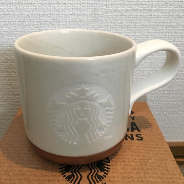 Starbucks Coffee - 【新品】スターバックス 韓国限定 日本未発売 マグカップの通販 by さおりん's shop