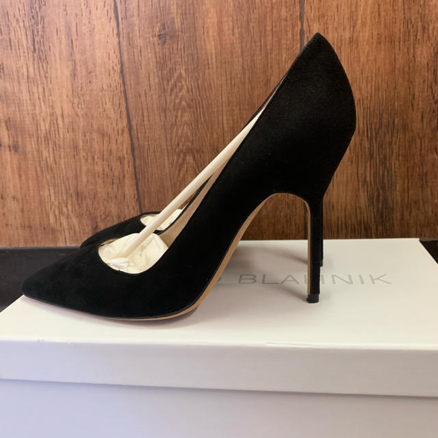 MANOLO BLAHNIK(マノロブラニク)のMANOLO BLAHNIK 36 レディースの靴/シューズ(ハイヒール/パンプス)の商品写真