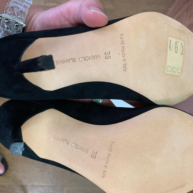 MANOLO BLAHNIK(マノロブラニク)のMANOLO BLAHNIK 36 レディースの靴/シューズ(ハイヒール/パンプス)の商品写真