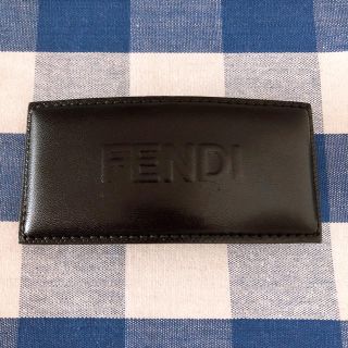 フェンディ(FENDI)の.あい様♡未使用♡FENDI♡黒レザーのバレッタ(バレッタ/ヘアクリップ)