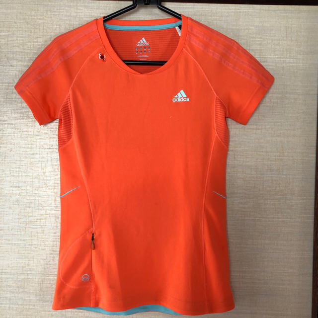 adidas(アディダス)のアディダス Tシャツ レディースのトップス(Tシャツ(半袖/袖なし))の商品写真