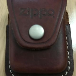 ジッポー(ZIPPO)のZiPPO    純正ライターフォルダー     牛革   ワイン色(タバコグッズ)