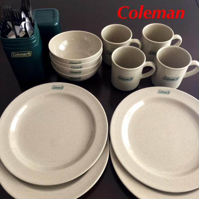 コールマン メラミン テーブルウェア セット ＋ カトラリーセット 4人分 | フリマアプリ ラクマ