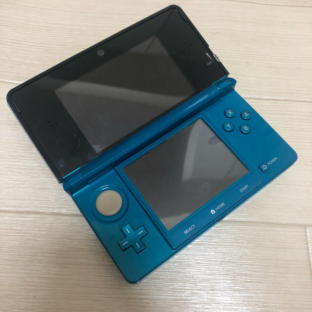 ニンテンドー3DS(ニンテンドー3DS)の3ds 本体 エンタメ/ホビーのゲームソフト/ゲーム機本体(携帯用ゲーム機本体)の商品写真