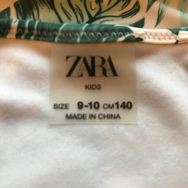 ZARA KIDS(ザラキッズ)のザラ 女の子用水着 サイズ9-10 キッズ/ベビー/マタニティのキッズ服女の子用(90cm~)(水着)の商品写真