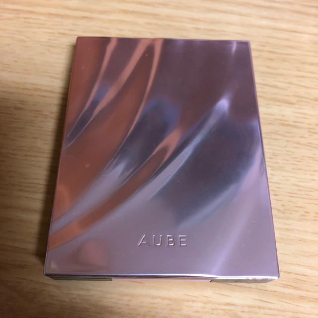 AUBE(オーブ)のAUBE ブラシひと塗りシャドウN11 コスメ/美容のベースメイク/化粧品(アイシャドウ)の商品写真