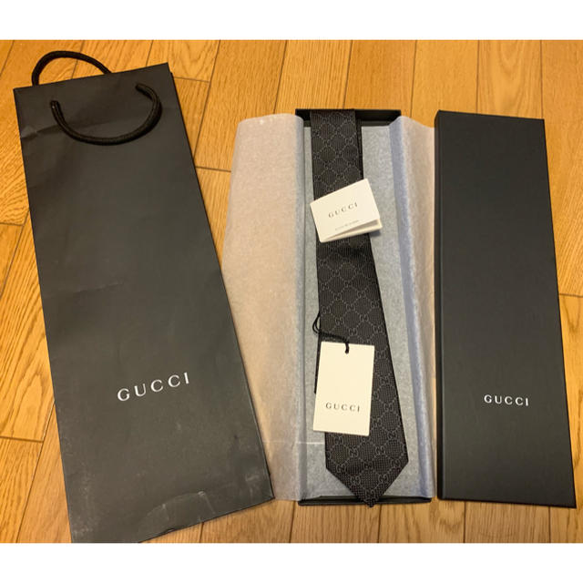 Gucci(グッチ)のGUCCI ネクタイ 未使用 新品 メンズのファッション小物(ネクタイ)の商品写真