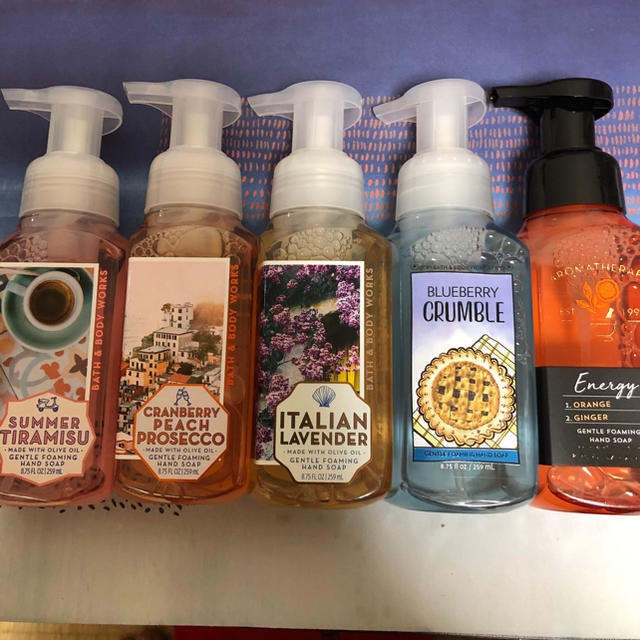 Bath & Body Works(バスアンドボディーワークス)の専用 コスメ/美容のボディケア(ボディソープ/石鹸)の商品写真