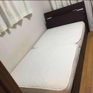 も様専用(シングルベッド)