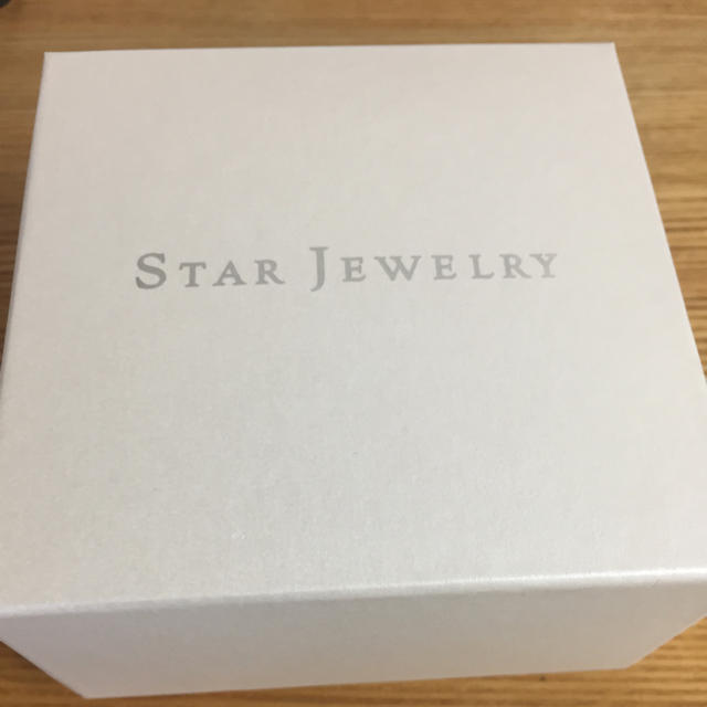 STAR JEWELRY(スタージュエリー)の専用 STAR JEWELRY2018限定ウォッチ レディースのファッション小物(腕時計)の商品写真