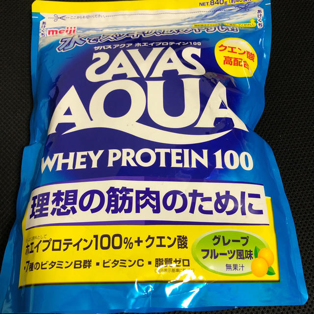 SAVAS(ザバス)のザバス　アクアホエイプロテイン１００ 840ｇ 食品/飲料/酒の健康食品(プロテイン)の商品写真