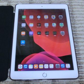 アイパッド(iPad)の【なな様専用】　iPad 　第6世代　ゴールド　32GB (タブレット)