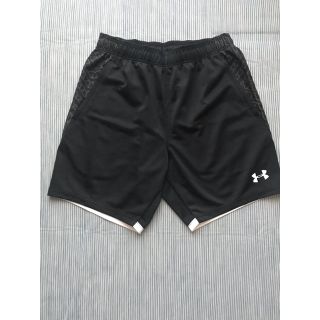 アンダーアーマー(UNDER ARMOUR)の☆9月末まで出品☆新品☆ UNDER ARMOUR メンズ 短パンMD(ショートパンツ)