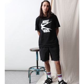 白 FREAK‘S STORE 限定 ナイキ nike 反転ロゴ Tシャツ M