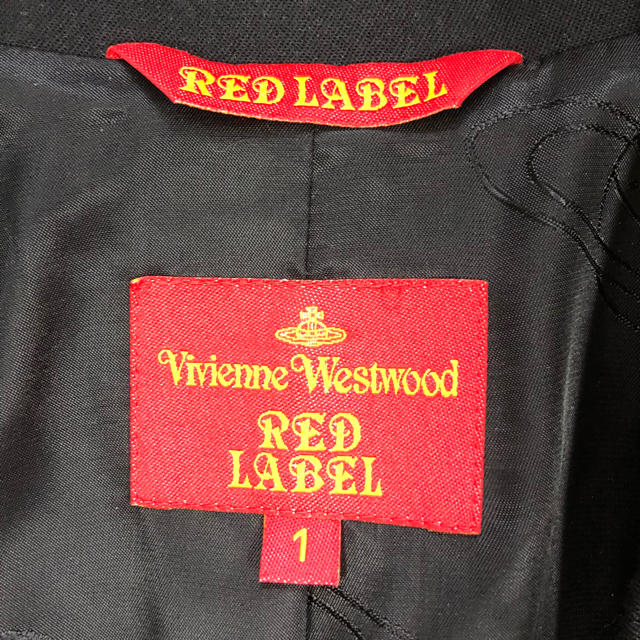 Vivienne Westwood(ヴィヴィアンウエストウッド)の★セール★ Vivienne Westwood ジャケット レディースのジャケット/アウター(テーラードジャケット)の商品写真