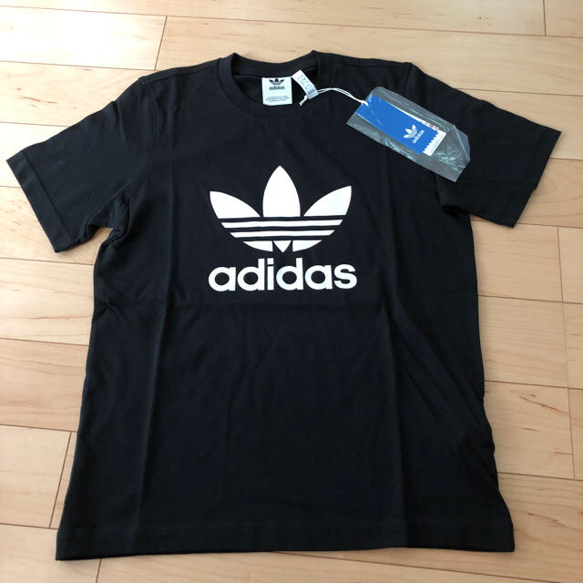 adidas(アディダス)のadidas Tシャツ メンズのトップス(Tシャツ/カットソー(半袖/袖なし))の商品写真