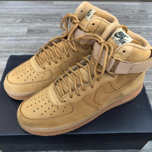 NIKE(ナイキ)のAIR FORCE 1 HIGH ‘07 LV8 WB メンズの靴/シューズ(スニーカー)の商品写真