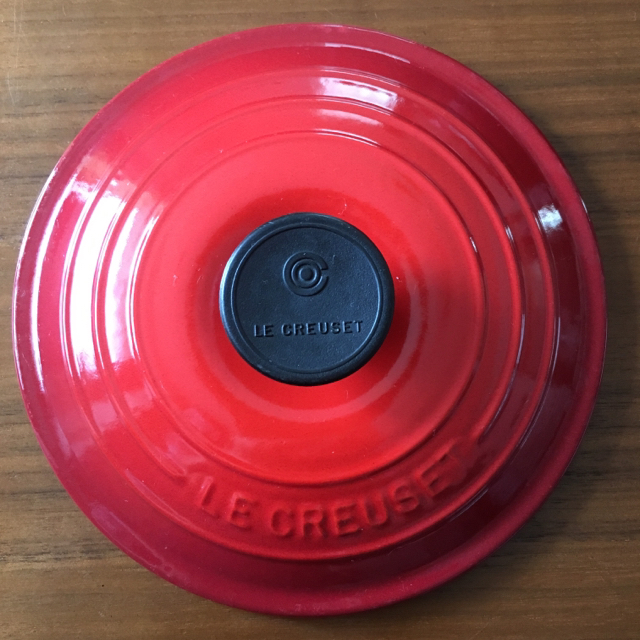 LE CREUSET(ルクルーゼ)のル・クルーゼ ソースパン 18cm インテリア/住まい/日用品のキッチン/食器(鍋/フライパン)の商品写真