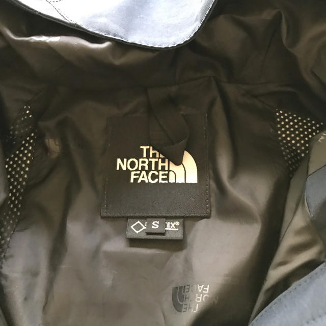 THE NORTH FACE(ザノースフェイス)のノースフェイス マウンテンライトジャケット Sサイズ メンズのジャケット/アウター(マウンテンパーカー)の商品写真