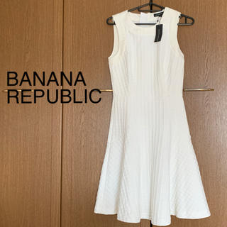 バナナリパブリック(Banana Republic)のBANANA REPUBLIC フレアーワンピース 白(ひざ丈ワンピース)