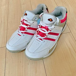 エレッセ(ellesse)の未使用 ellesse スニーカー(スニーカー)